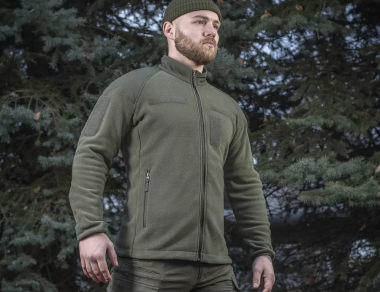 Фліс як другий шар: коли кофта гріє, а не заважає